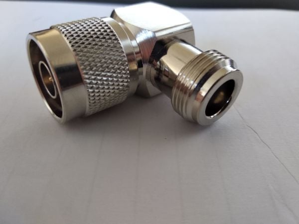 N Type male - N Type female  90 Derece Köprü Konnektörü
