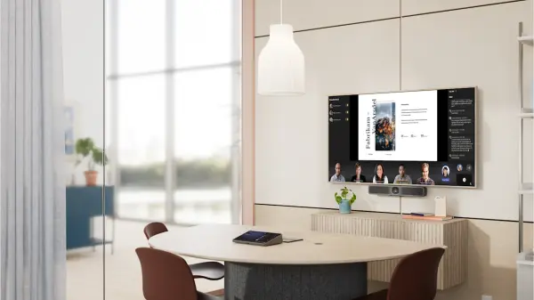 Windows’ta Microsoft Teams Rooms için Giriş Seviyesi Küçük Oda Çözümü