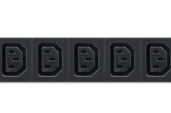 ZeroU 2xSchuko - 20xC13 - 4xC19 Kilitli Soketli, 4x16A Sigortalı Smart PDU